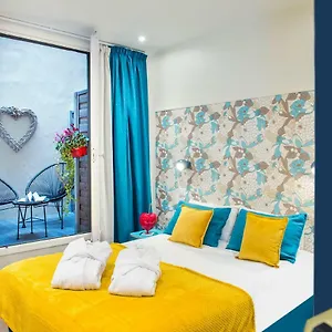 *** Hotel Boheme France